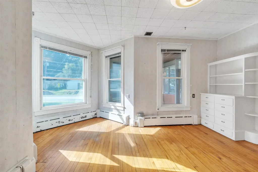 30 Union Street Windsor VT 05089