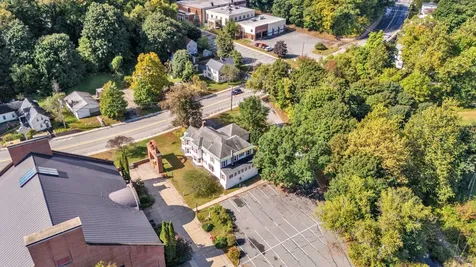 30 Union Street Windsor VT 05089