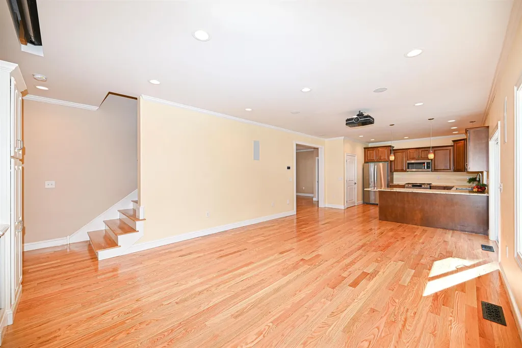4 Juniper Court Litchfield NH 03052