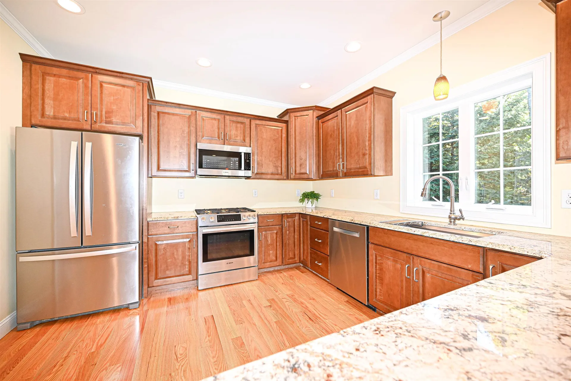 4 Juniper Court Litchfield NH 03052