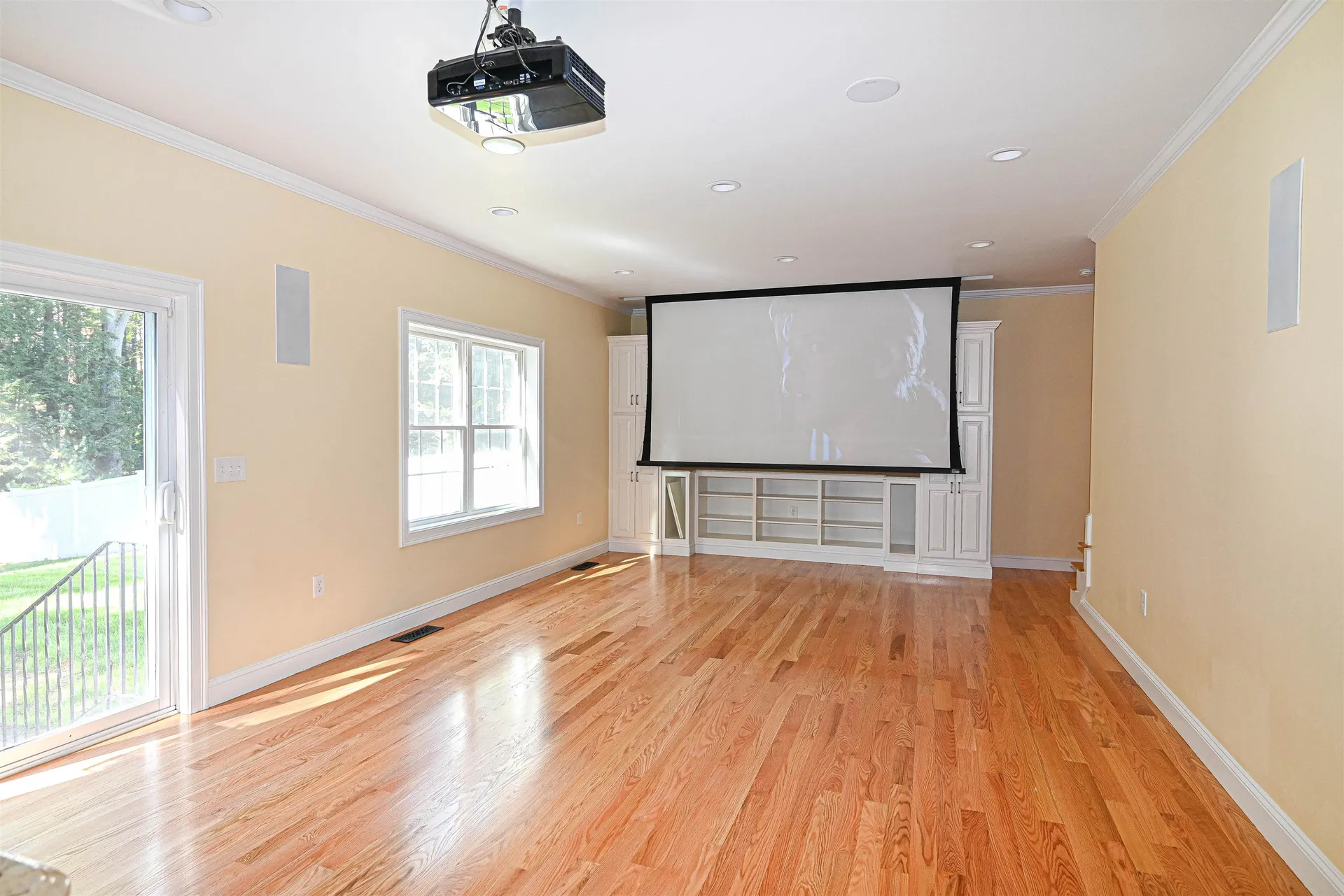 4 Juniper Court Litchfield NH 03052