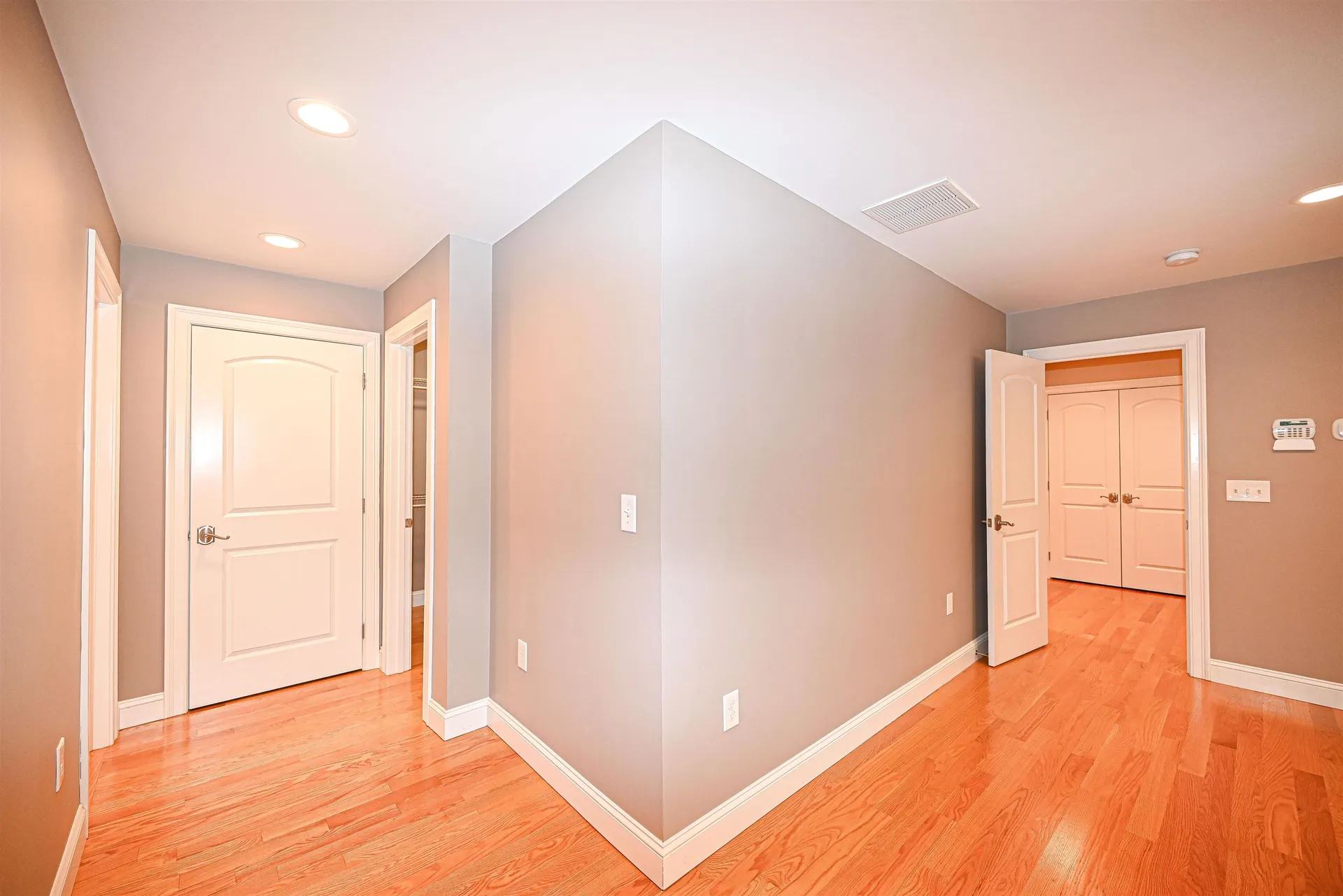 4 Juniper Court Litchfield NH 03052