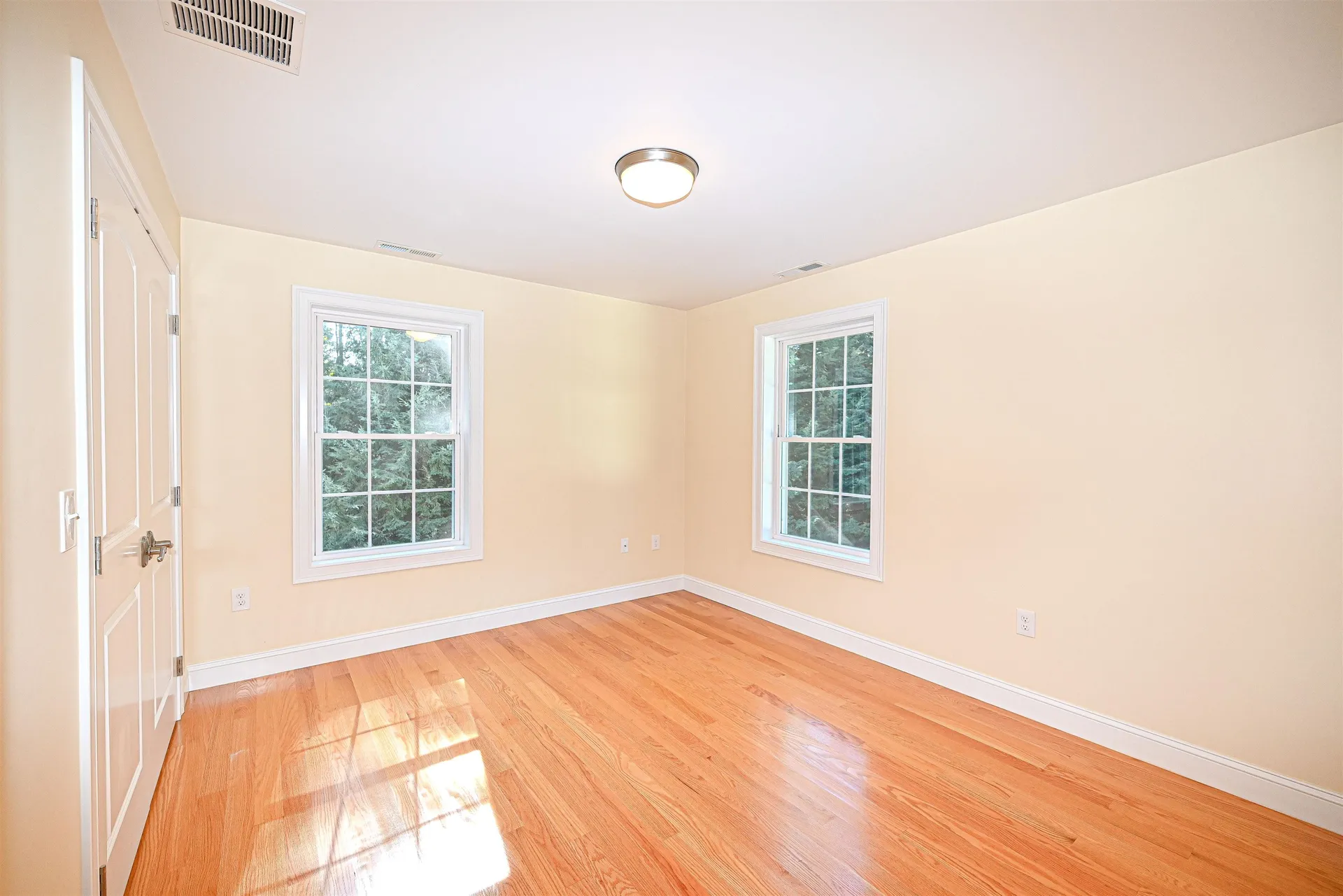 4 Juniper Court Litchfield NH 03052