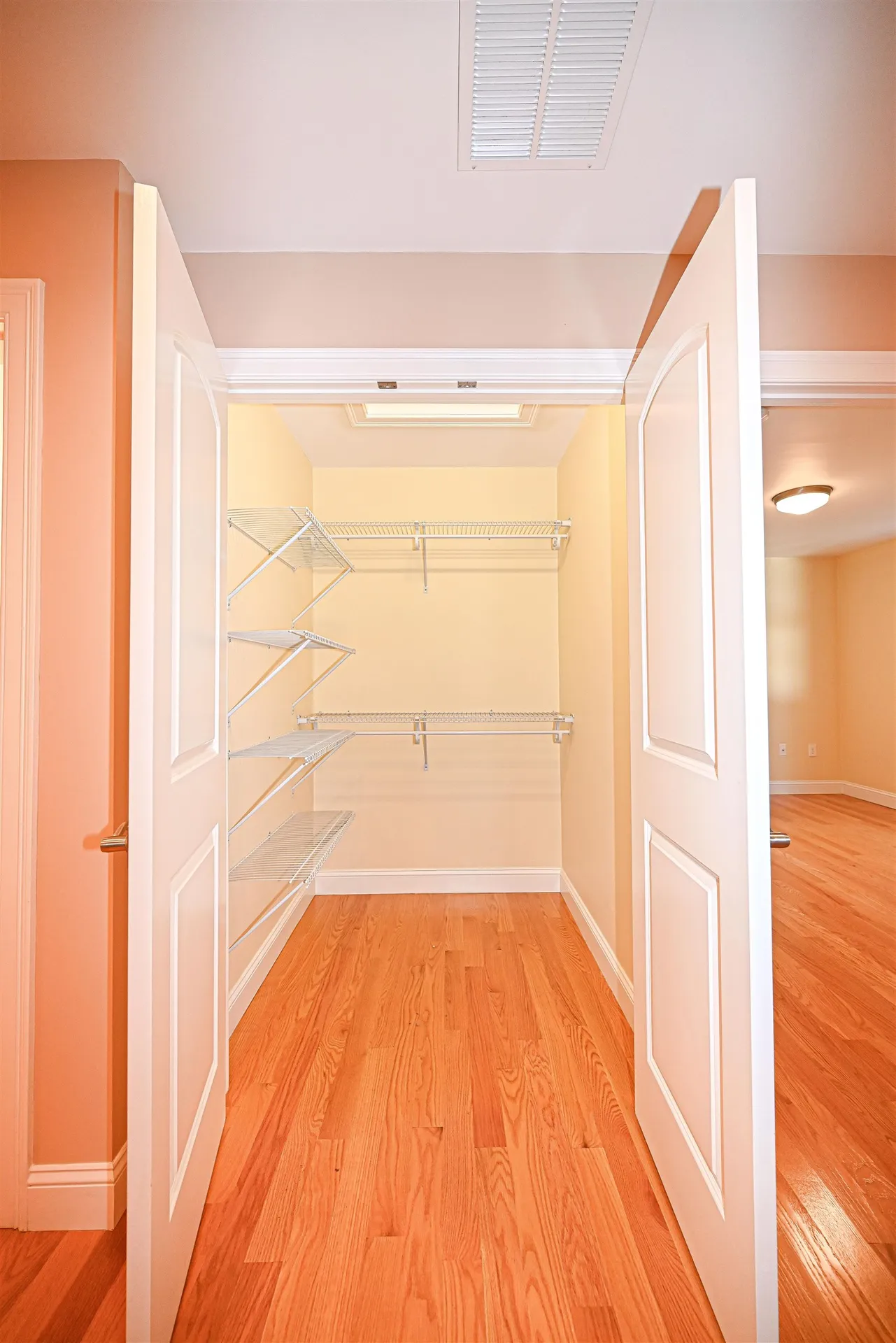 4 Juniper Court Litchfield NH 03052