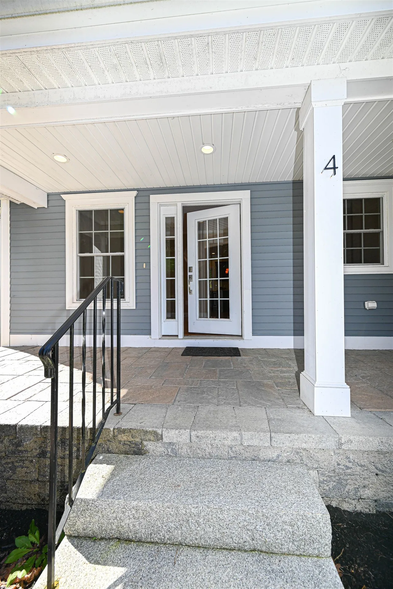 4 Juniper Court Litchfield NH 03052