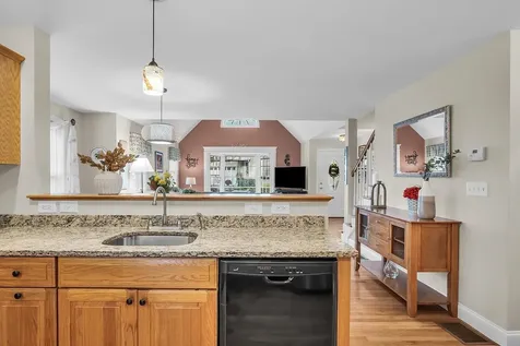 28 Town Village Drive Salem NH 03079