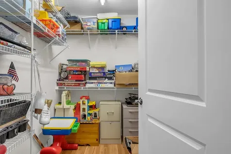 28 Town Village Drive Salem NH 03079