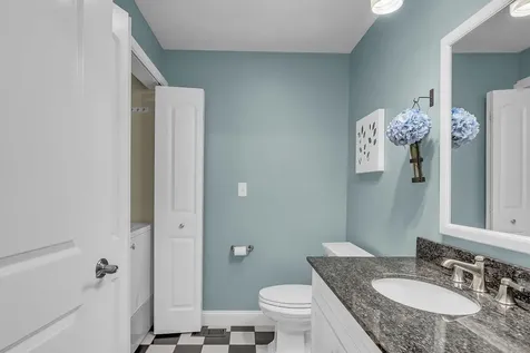 28 Town Village Drive Salem NH 03079