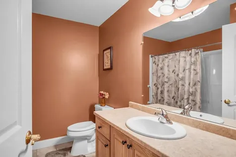 28 Town Village Drive Salem NH 03079