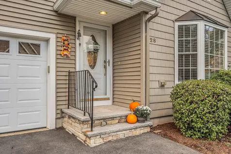 28 Town Village Drive Salem NH 03079