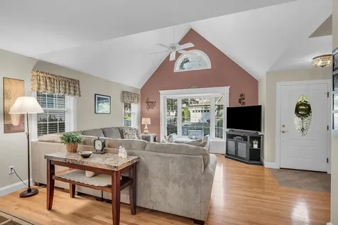 28 Town Village Drive Salem NH 03079