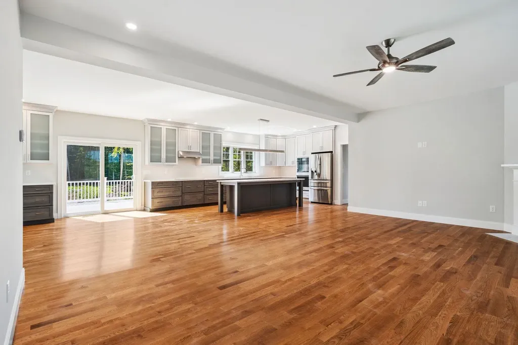 2 Bayside Road Greenland NH 03840