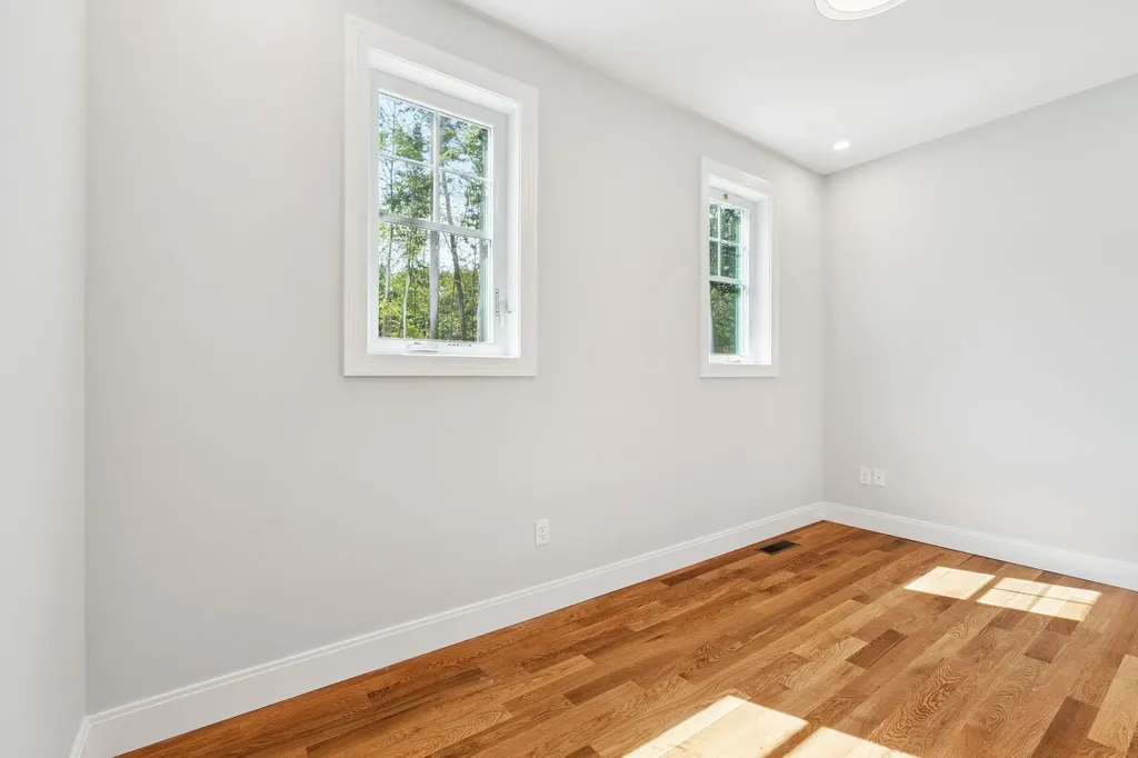 2 Bayside Road Greenland NH 03840