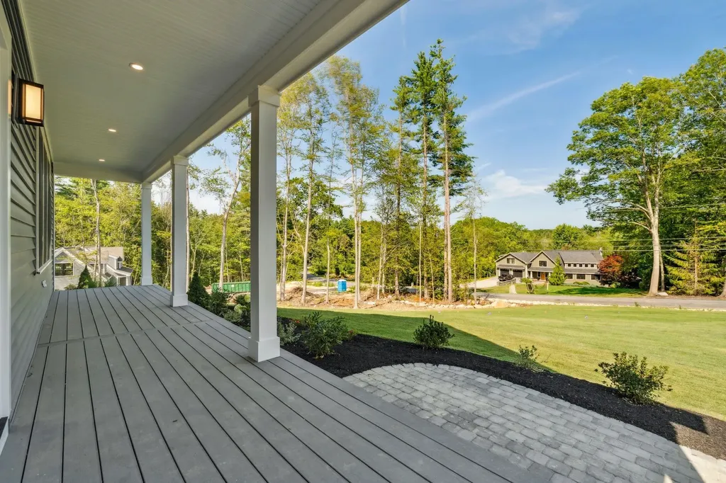 2 Bayside Road Greenland NH 03840