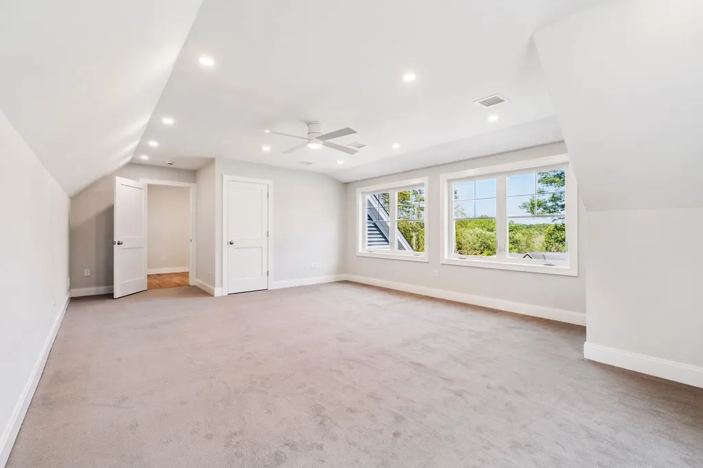 2 Bayside Road Greenland NH 03840