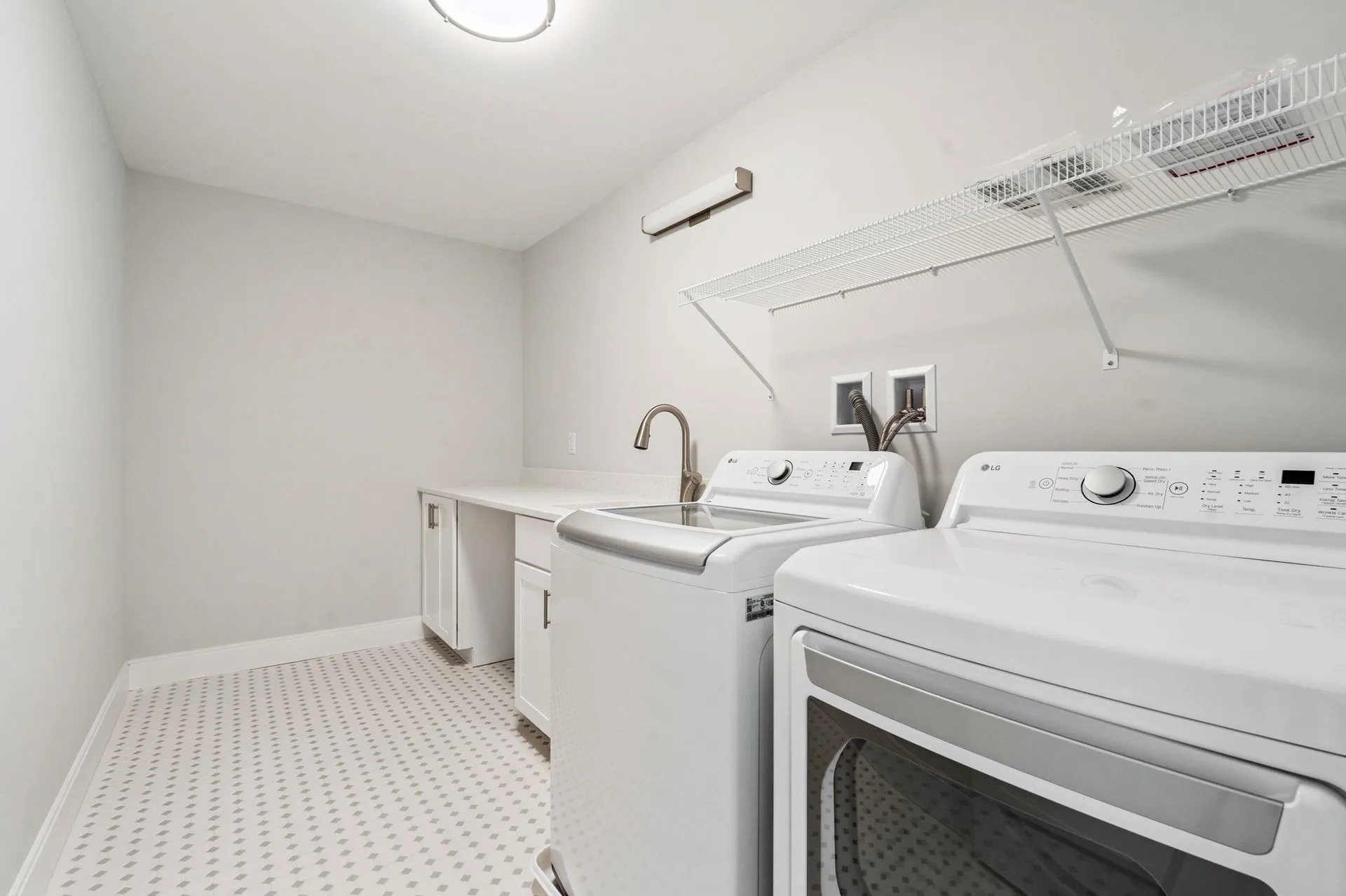 2 Bayside Road Greenland NH 03840