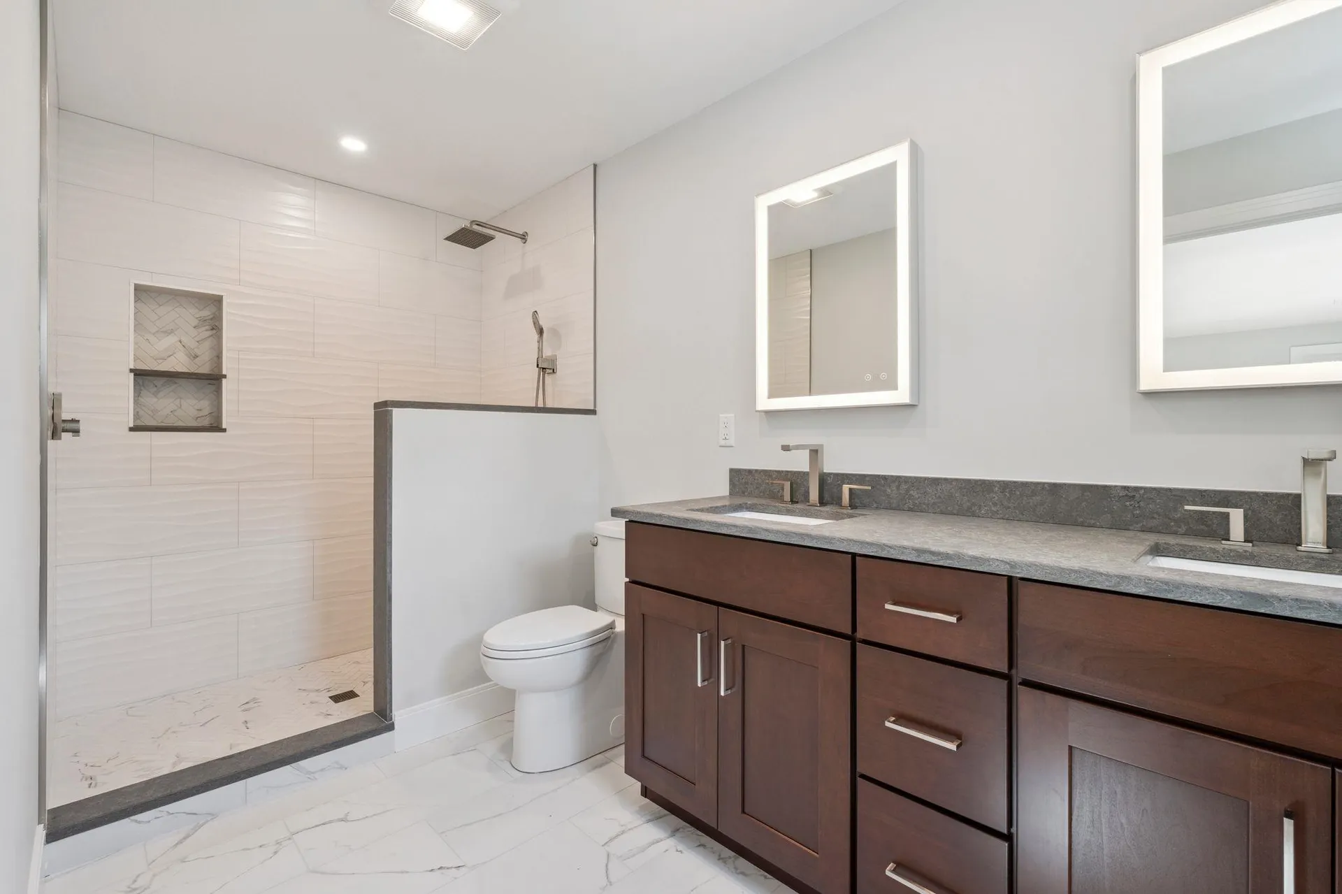 2 Bayside Road Greenland NH 03840