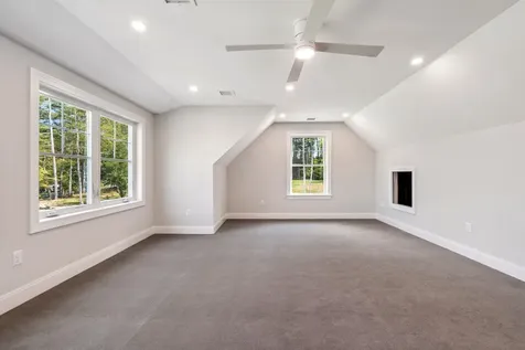 2 Bayside Road Greenland NH 03840