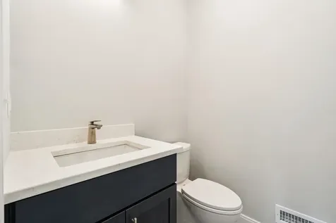 2 Bayside Road Greenland NH 03840