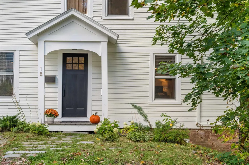 18 Charles Street Montpelier VT 05602