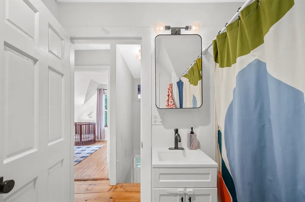 18 Charles Street Montpelier VT 05602