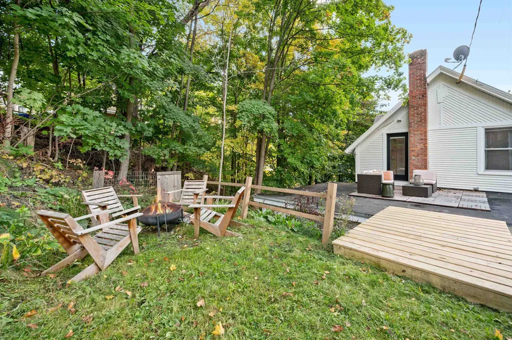 18 Charles Street Montpelier VT 05602