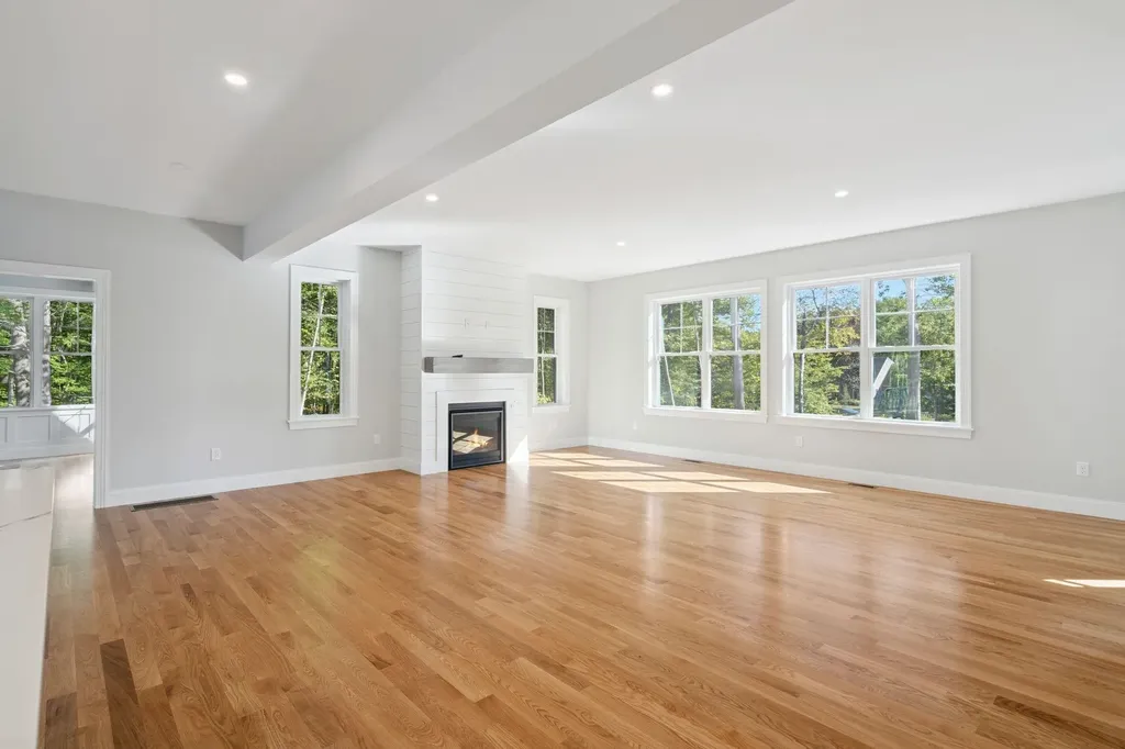 2 Bayside Road Greenland NH 03840