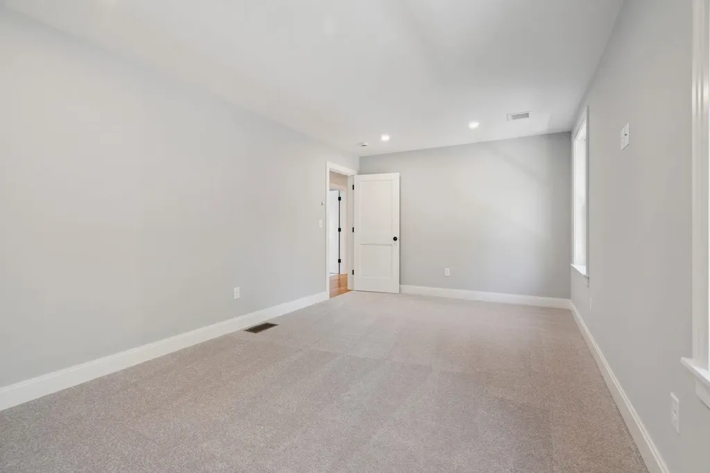 2 Bayside Road Greenland NH 03840