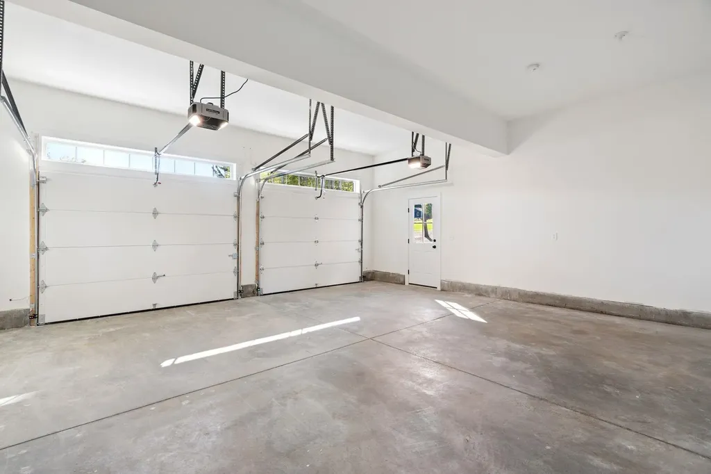 2 Bayside Road Greenland NH 03840