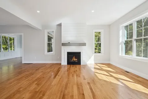 2 Bayside Road Greenland NH 03840