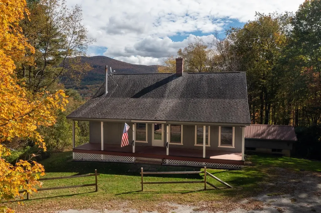 541 Deer Run Road Pawlet VT 05761