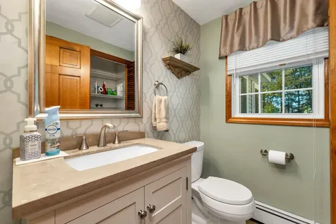 18 Millstone Road Windham NH 03087