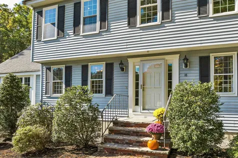 18 Millstone Road Windham NH 03087