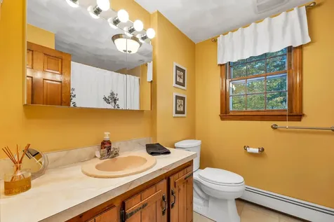 18 Millstone Road Windham NH 03087