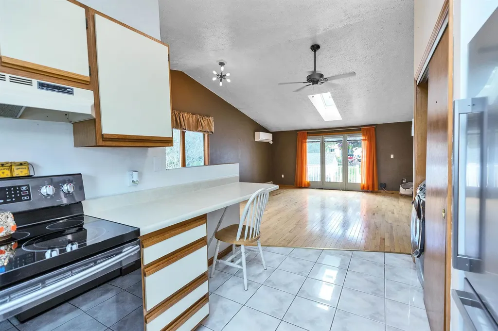 244 Porter Street Manchester NH 03103