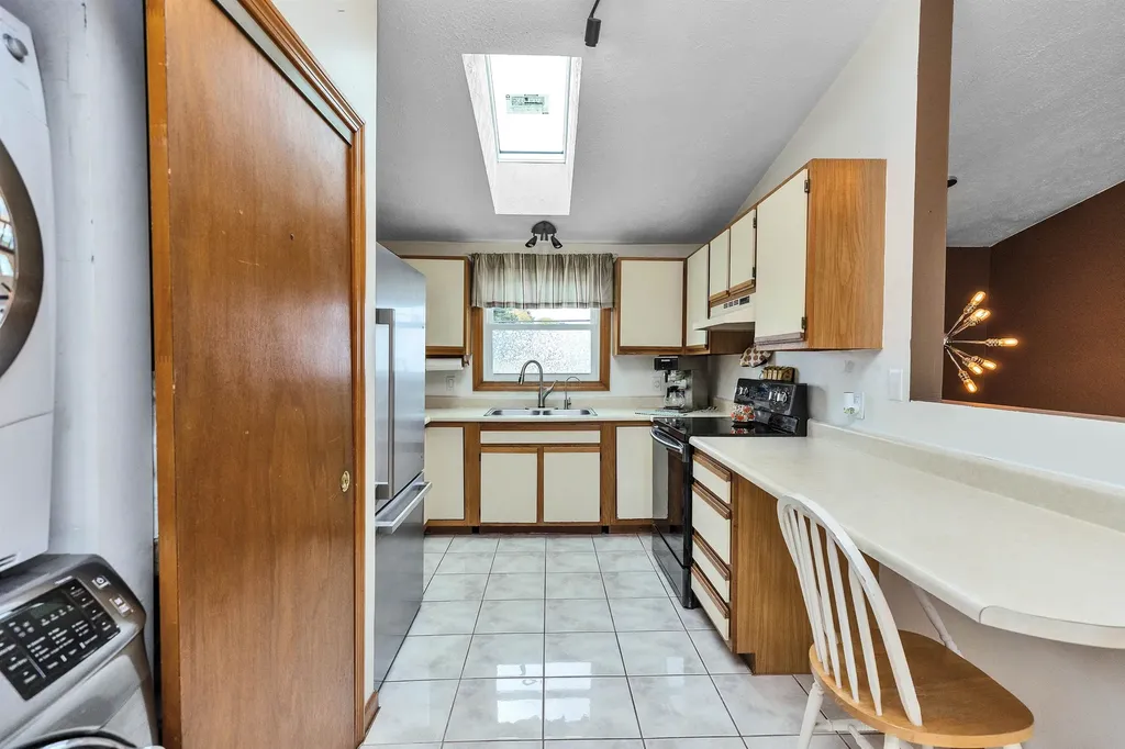 244 Porter Street Manchester NH 03103