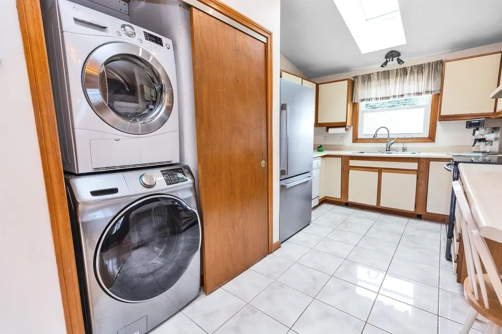 244 Porter Street Manchester NH 03103