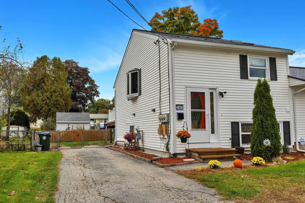 244 Porter Street Manchester NH 03103