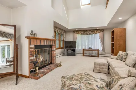 22 Sanderson Road Greenland NH 03840