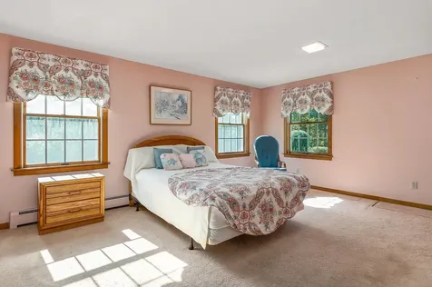 22 Sanderson Road Greenland NH 03840