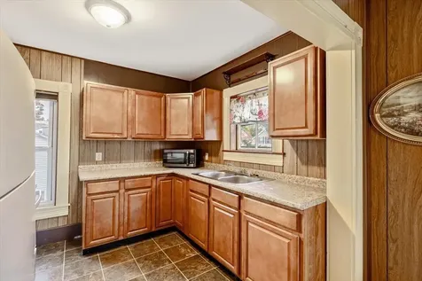17 Diamond Street St. Albans City VT 05478
