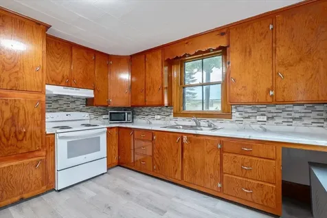 17 Diamond Street St. Albans City VT 05478