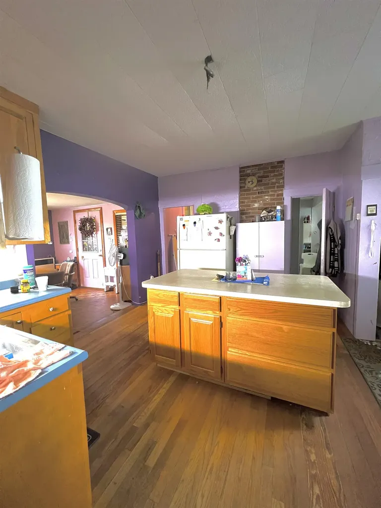 4 Berry Avenue Pittsfield NH 03263