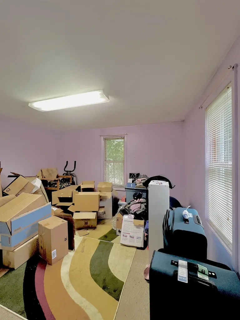 4 Berry Avenue Pittsfield NH 03263
