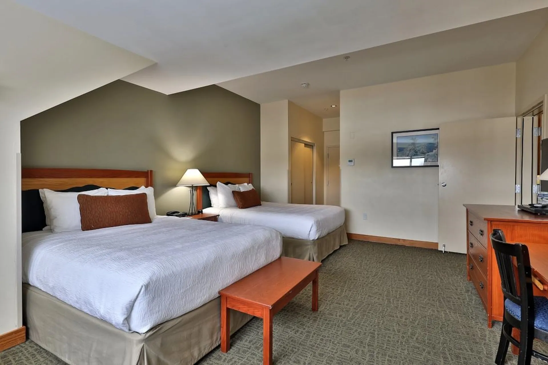 228 East Mountain Road Killington VT 05751