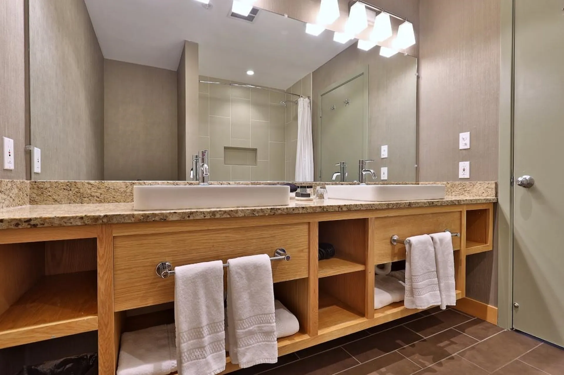 228 East Mountain Road Killington VT 05751