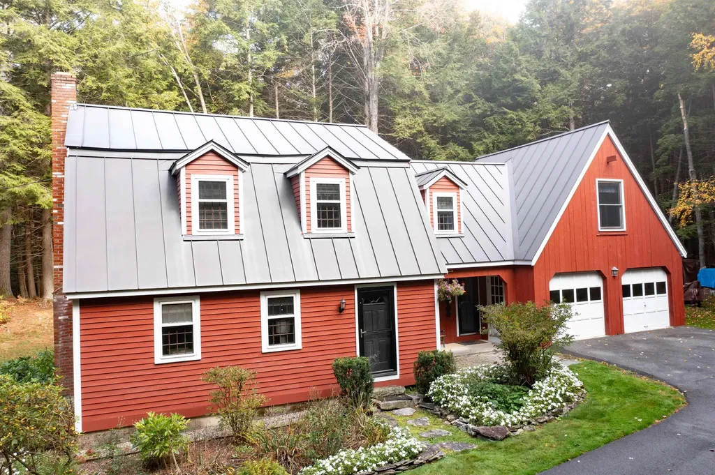 70 Lyman Batcheller Road Hartford VT 05059
