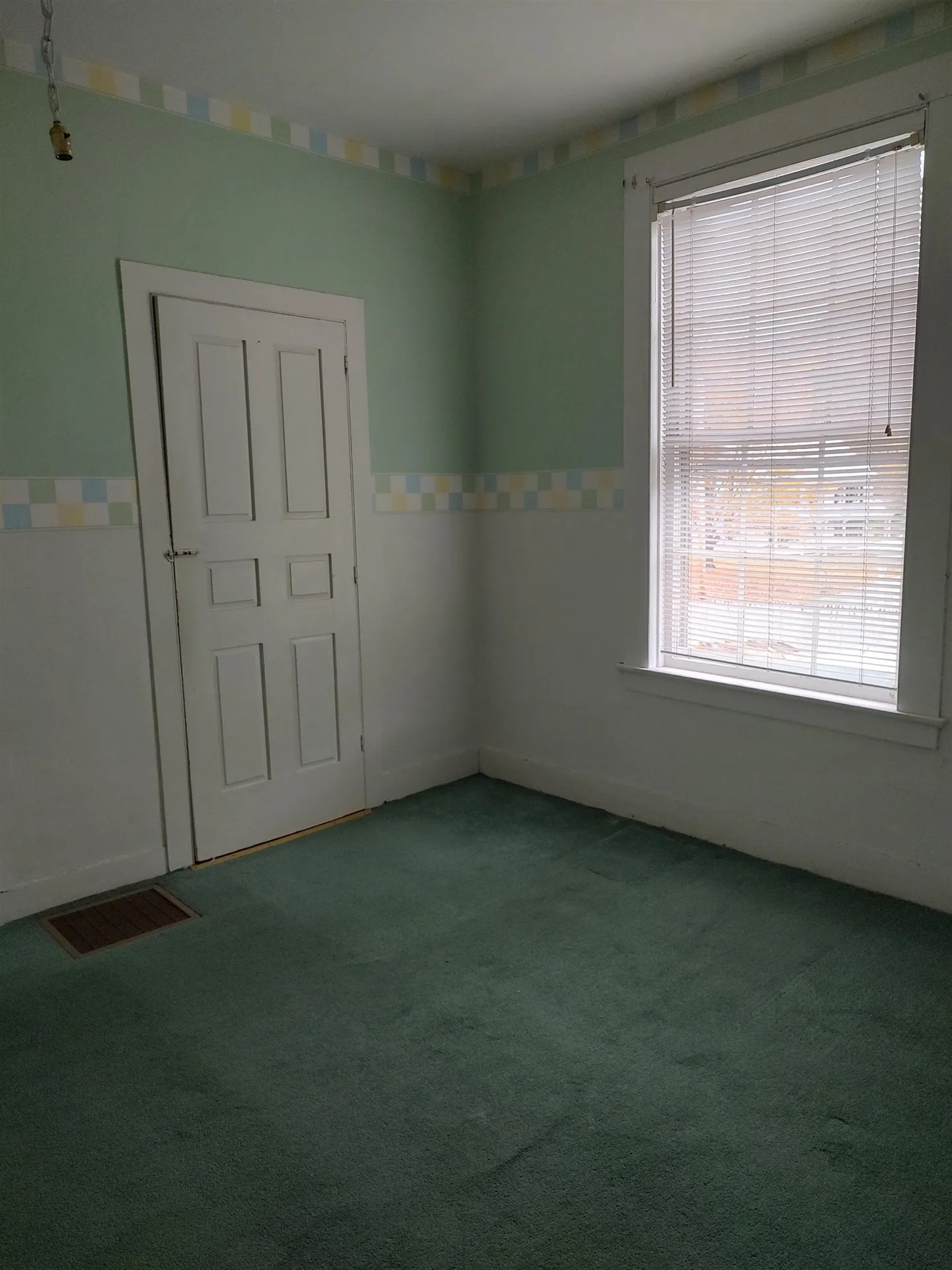 4983 Vt Route 14 Sharon VT 05065