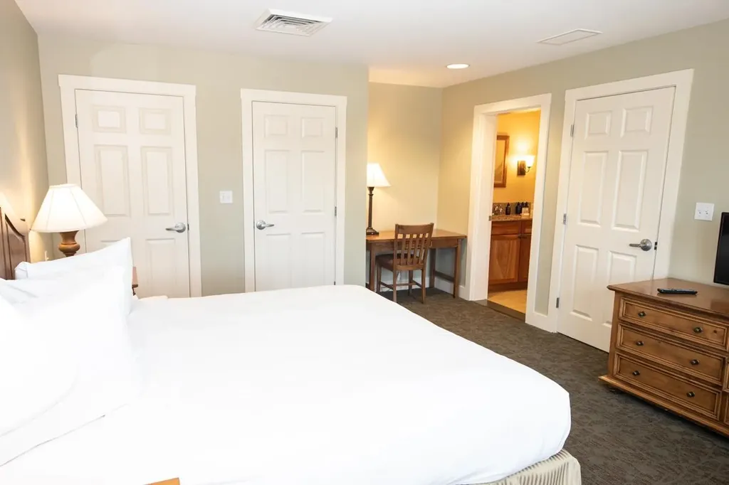 820/822 Qtr. I I Adams House Ludlow VT 05149