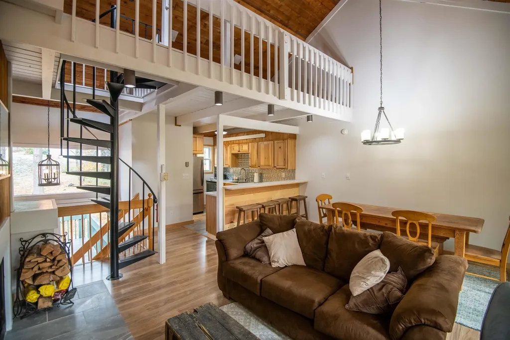 62 Okemo Trailside Extension Ludlow VT 05149